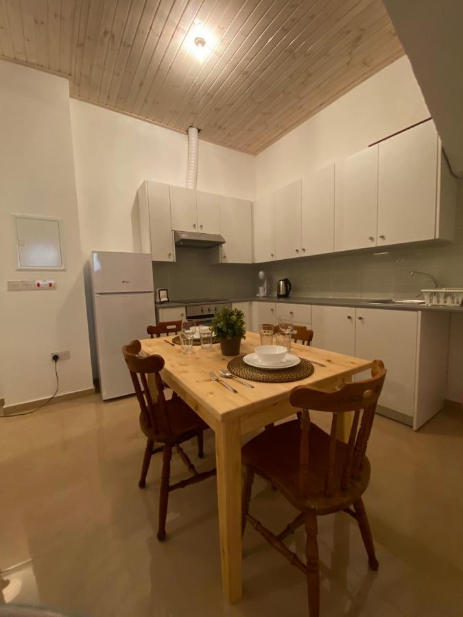 Central Suites Perikleous 53 Down Town Nicosia By Platform 357 Exterior photo